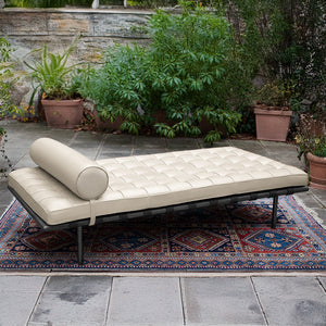 Classic Day Bed BP8055-HL - Beige - Lounge Chairs - ebarza Furniture UAE | Shop Modern Furniture in Abu Dhabi & Dubai - مفروشات ايبازرا في الامارات | تسوق اثاث عصري وديكورات مميزة في دبي وابوظبي
