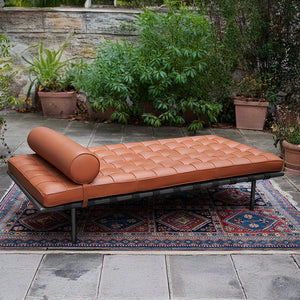 Classic Day Bed BP8055-HL - Caramel -  Lounge Chairs - ebarza Furniture UAE | Shop Modern Furniture in Abu Dhabi & Dubai - مفروشات ايبازرا في الامارات | تسوق اثاث عصري وديكورات مميزة في دبي وابوظبي
