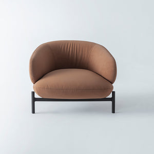 HOMAGE KOLTUK Freda armchair with beige upholstered fabric and wooden legs, modern design for living room seating.