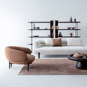 HOMAGE KOLTUK Freda armchair with plush fabric upholstery and wooden legs, stylish and comfortable modern armchair.