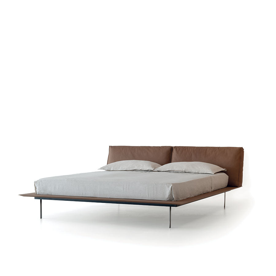 Vogue Leather Bed