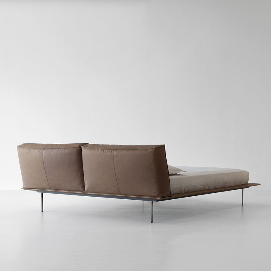 Vogue Leather Bed