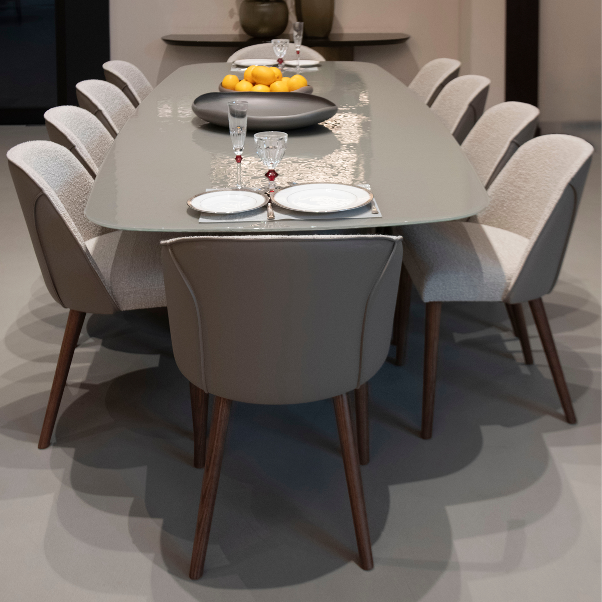 Onda Dining Table